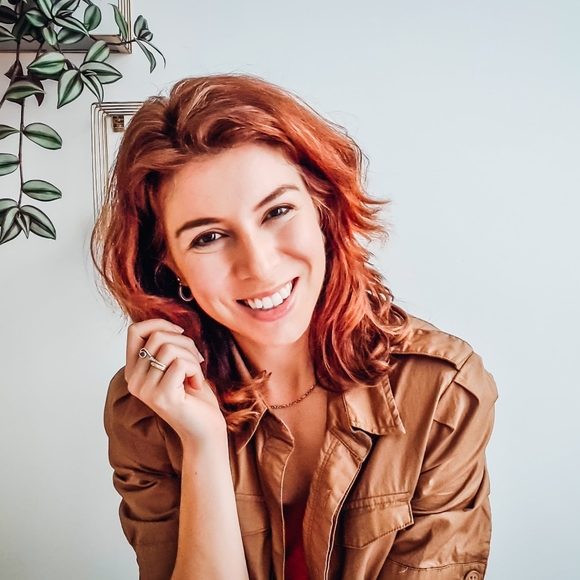 Meet your Posher, Kat - Picture 2 of 10